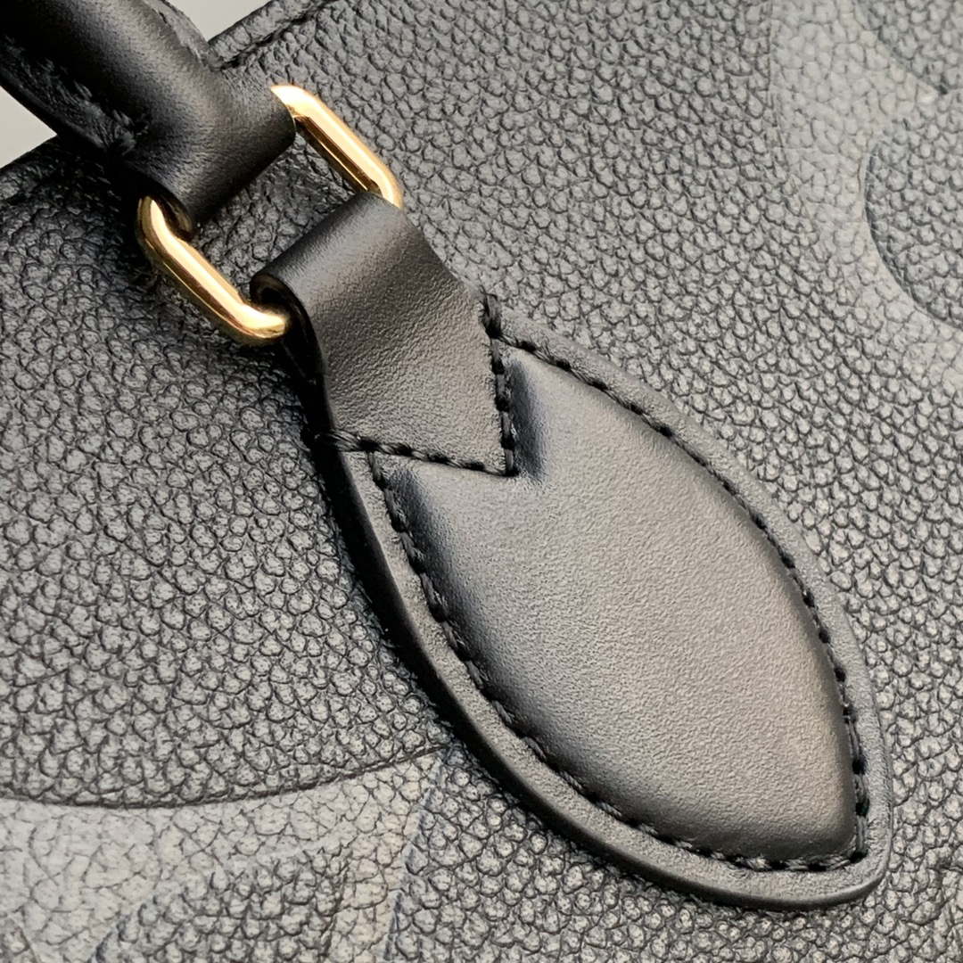 LV M44925 Louis Vuitton Onthego GM Tote Bag - Default Title - View 5