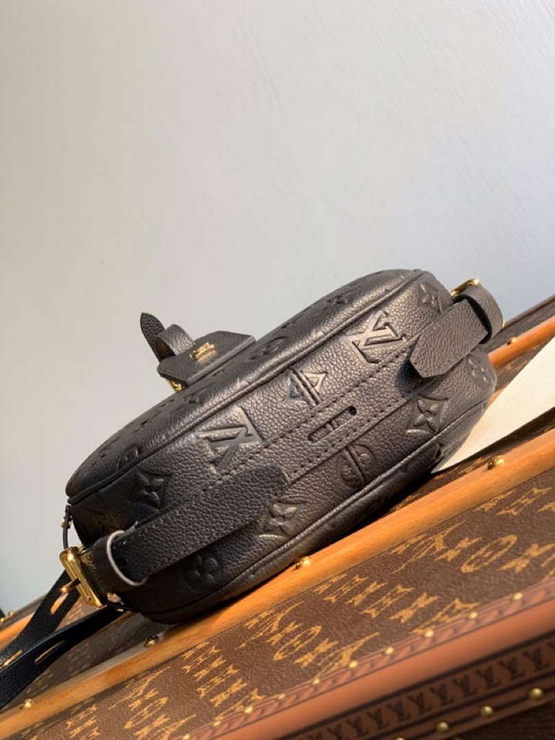 LV M45167 Louis Vuitton Boite Chapeau Souple Shoulder Bag Black - Default Title - View 2