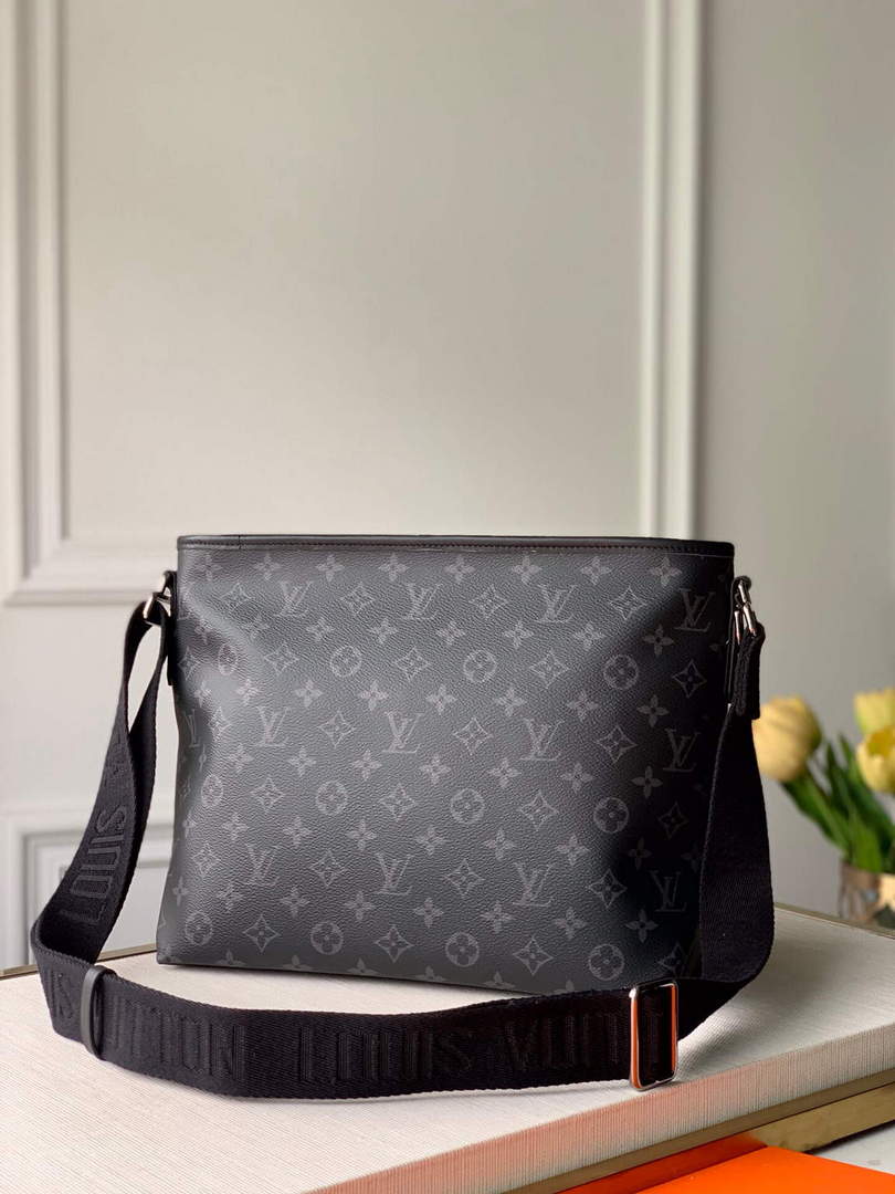 LV M45216 Louis Vuitton Besace Zippee Medium Messenger Bag Black