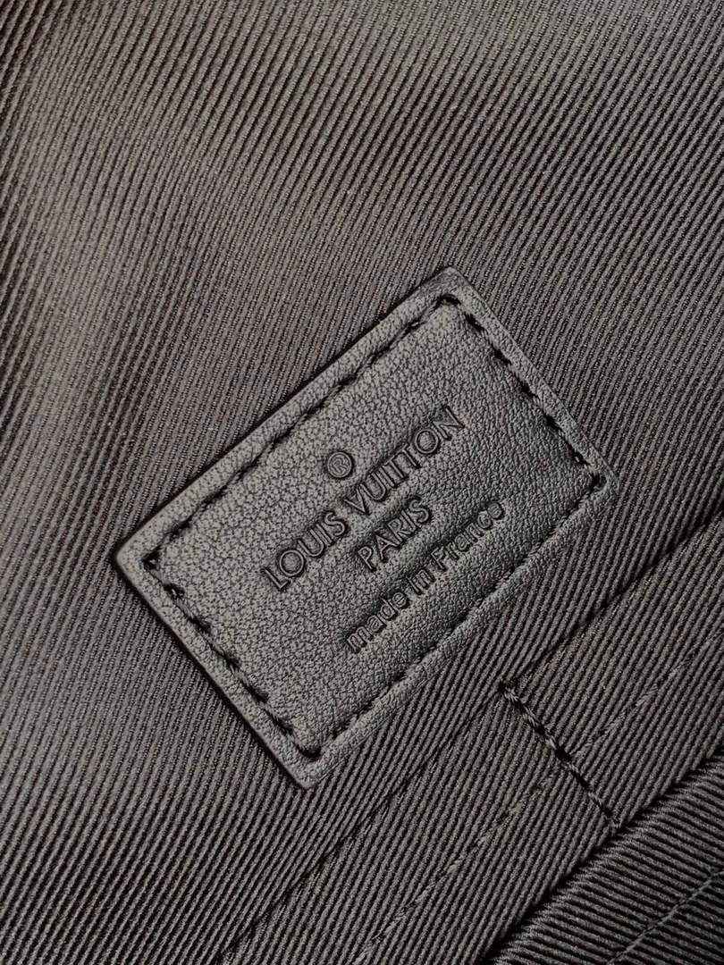 LV M45216 Louis Vuitton Besace Zippee Medium Messenger Bag Black