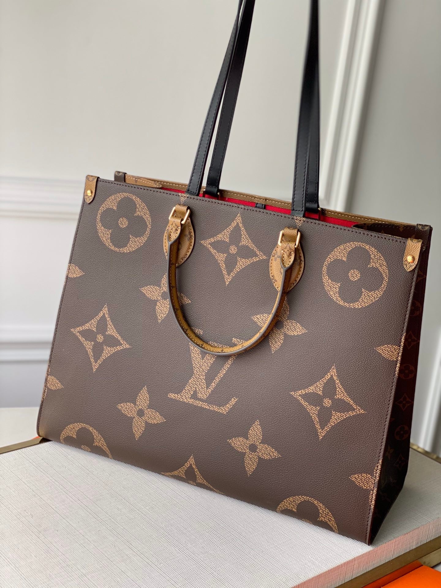 LV M45320 Louis Vuitton Onthego GM Bag M45321 Monogram and Monogram Reverse - Default Title - View 1