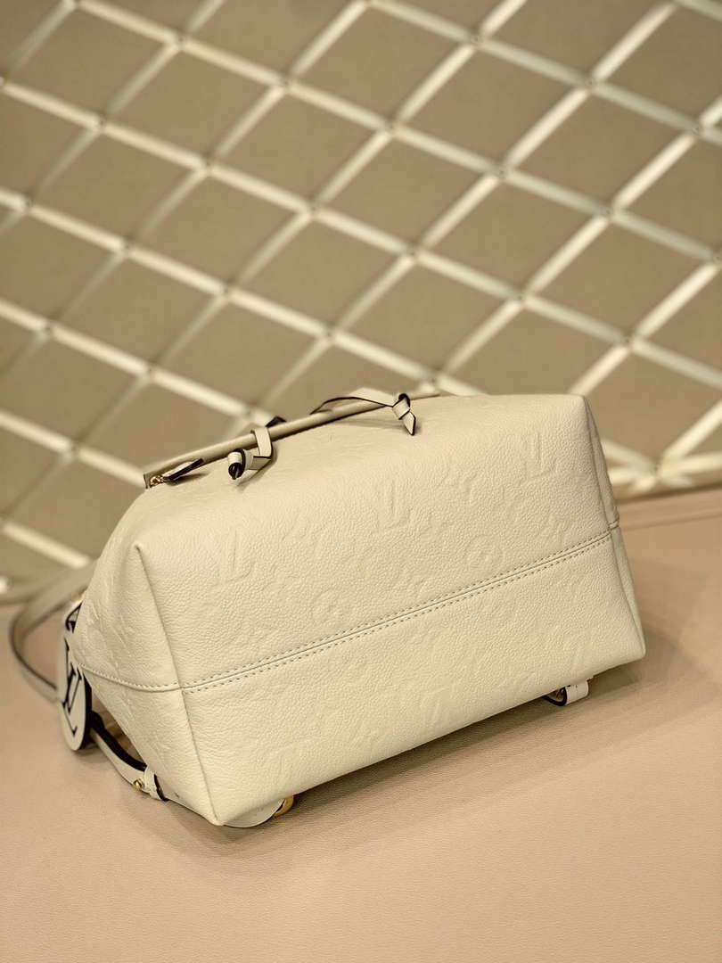 LV M45410 Louis Vuitton Montsouris Backpack Milky white - Default Title - View 4