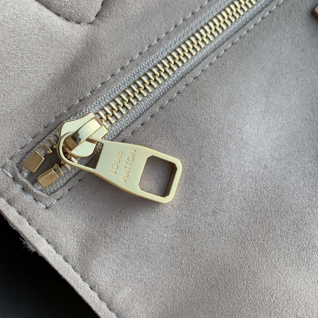 LV M45686 Louis Vuitton Neverfull MM Tote Bag Monogram Empreinte Leather Pink Cream