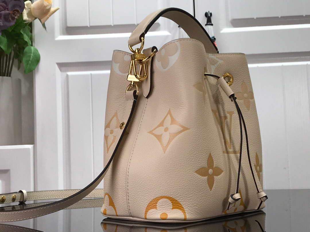 LV M45716 Louis Vuitton N¨¦ONO¨¦ BB M45709 Bag Cream Saffron - luxibagsmall