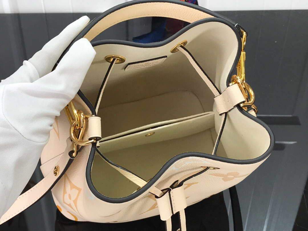 LV M45716 Louis Vuitton N¨¦ONO¨¦ BB M45709 Bag Cream Saffron - luxibagsmall