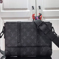 LV M45727 Louis Vuitton Trunk Messenger PM Rectangular Bag Monogram