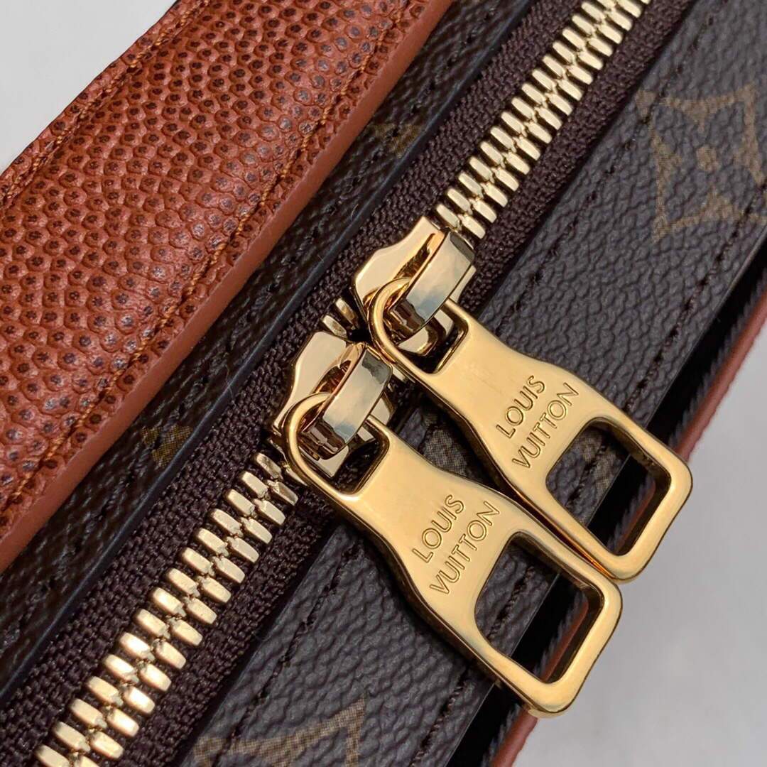 LV M45785  Louis Vuitton LVxNBA Handle Trunk Monogram - luxibagsmall