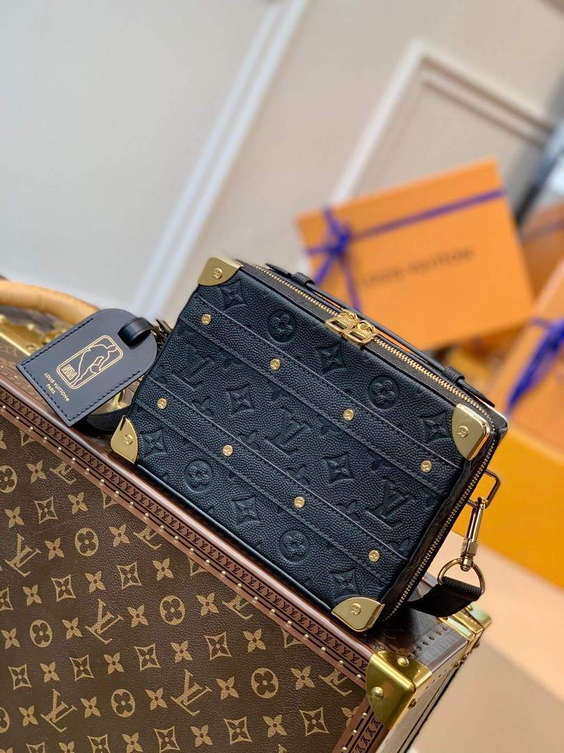LV M45785  Louis Vuitton LVxNBA Handle Trunk Monogram M57971 Black - luxibagsmall