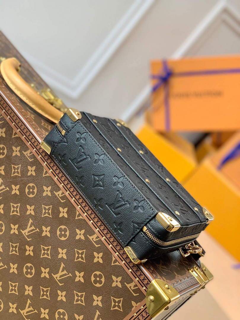 LV M45785  Louis Vuitton LVxNBA Handle Trunk Monogram M57971 Black - luxibagsmall