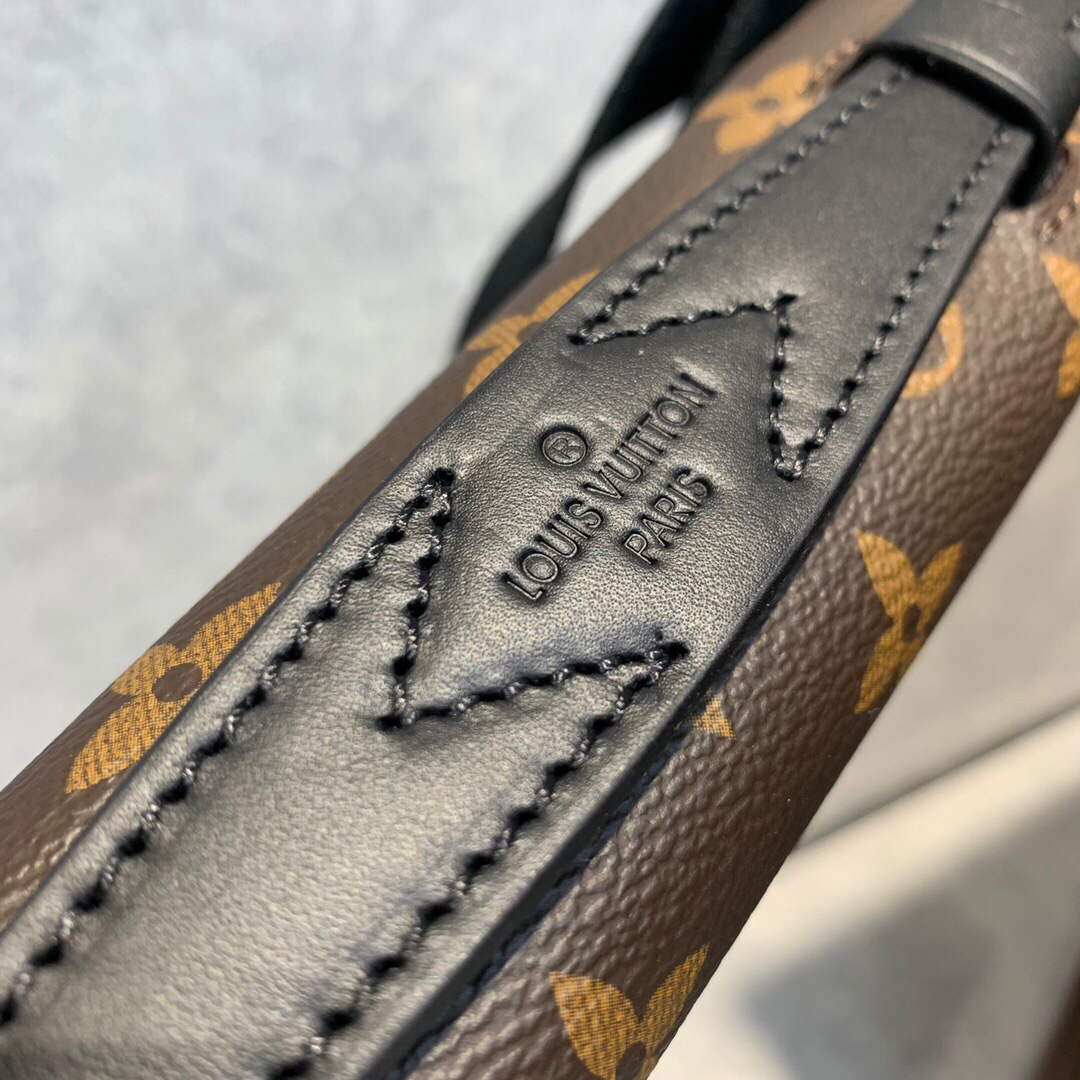 LV M45807 Louis Vuitton S Lock Sling Bag Purple - Default Title - View 6