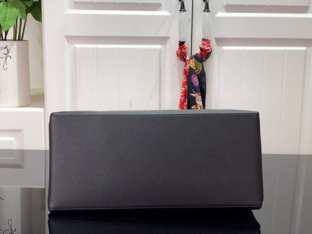 LV M45811 Louis Vuitton Grand Palais Monogram Tote Bag Black M45833