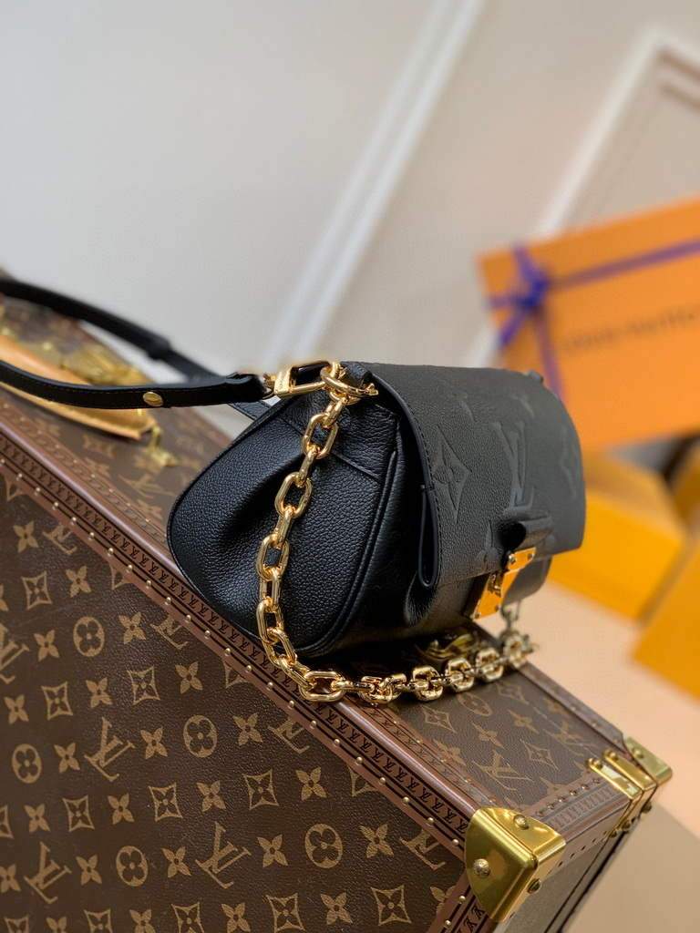 LV M45813 Louis Vuitton M45859  Favorite Monogram Empreinte leather M45836 Black