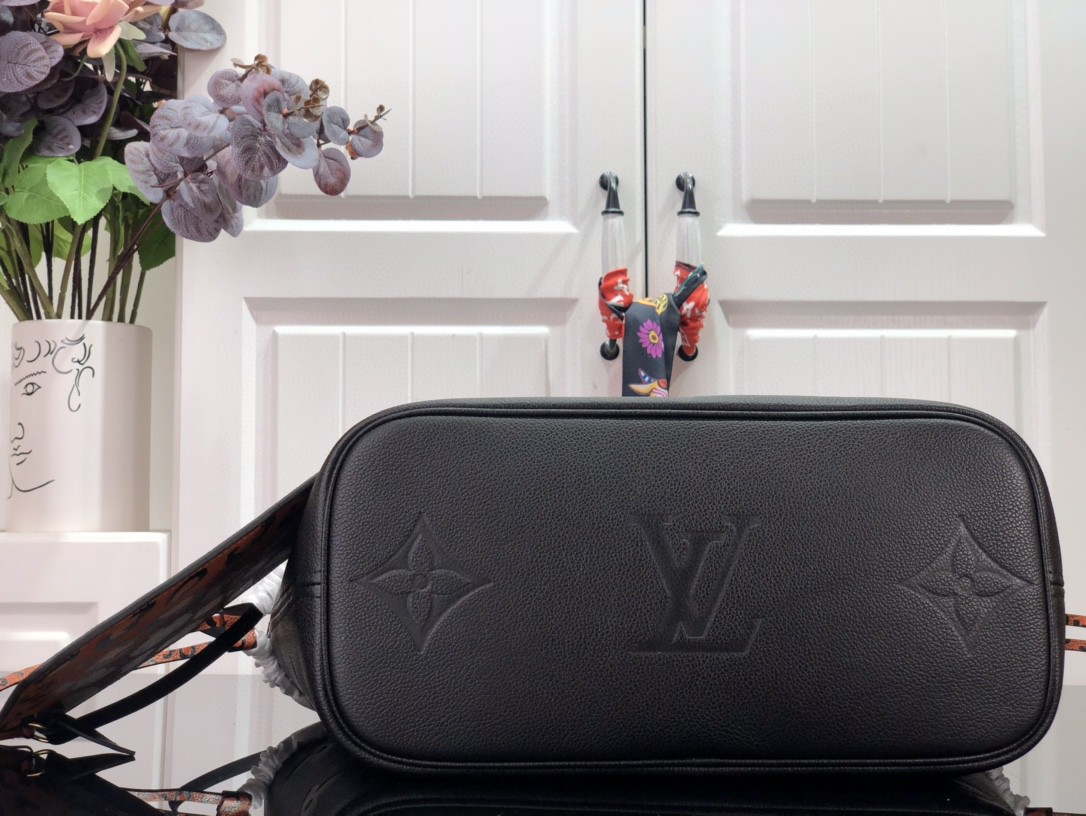 LV M45856 Louis Vuitton Neverfull MM Monogram Empreinte Leather M58525 Bag Black - Default Title - View 4