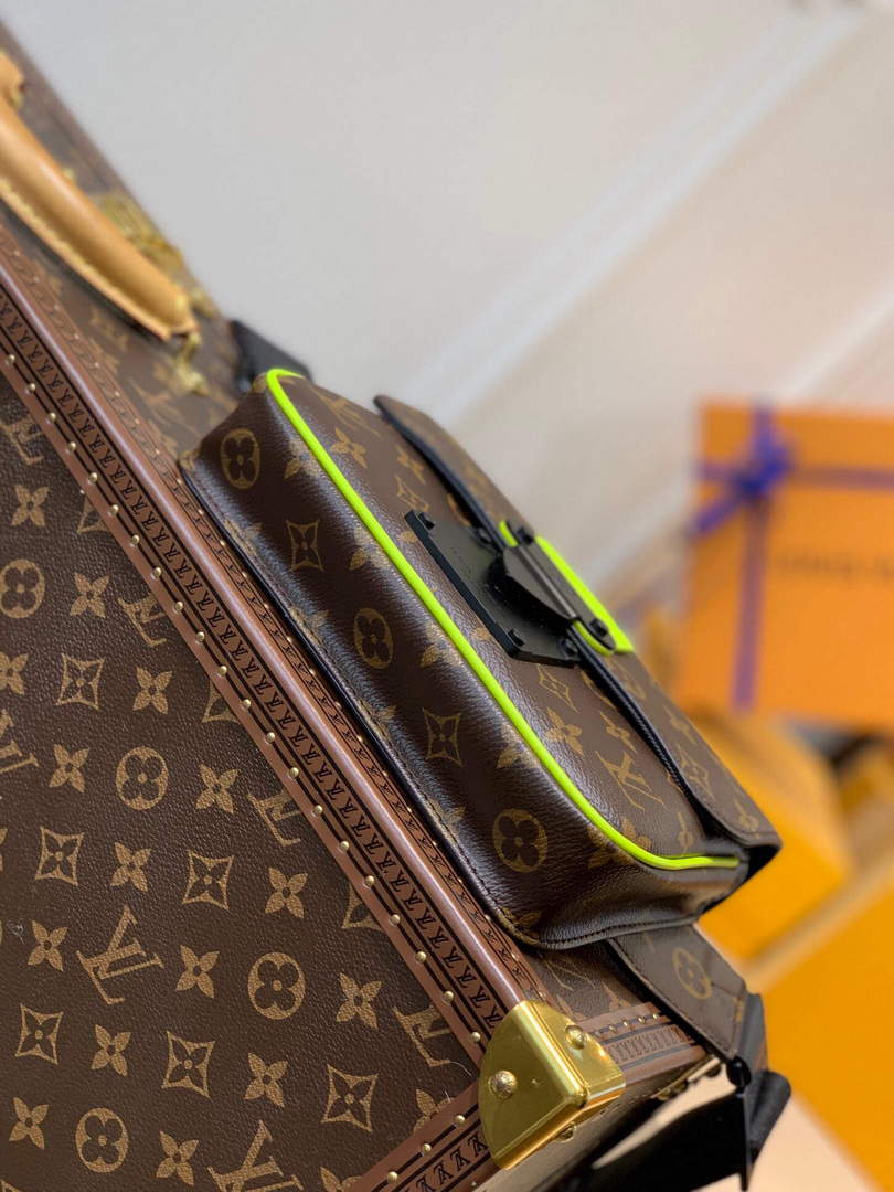 LV M45864 Louis Vuitton S Lock Sling Bag Jaune Fluo - Default Title - View 4