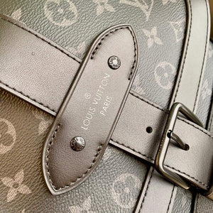 LV M45911 Louis Vuitton Saumur Messenger Black - Default Title - View 5