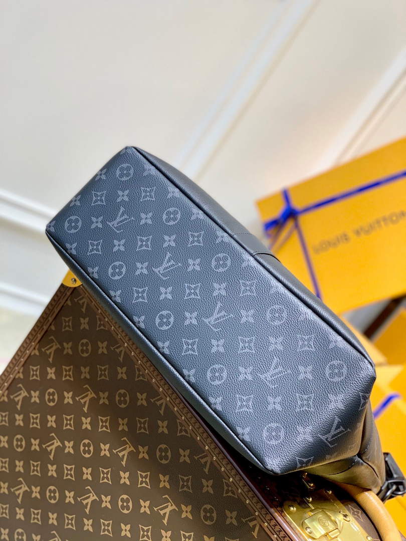 LV M45914 Louis Vuitton Saumur Tote Black - Default Title - View 4