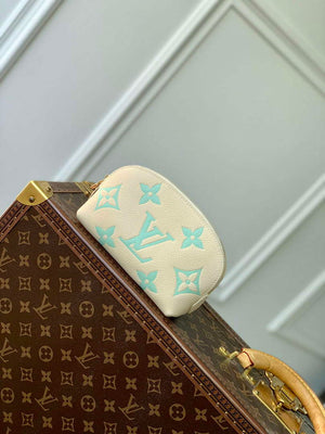 LV M45951 Louis Vuitton Pochette Cosmetique PM Matcha green - Default Title - View 1