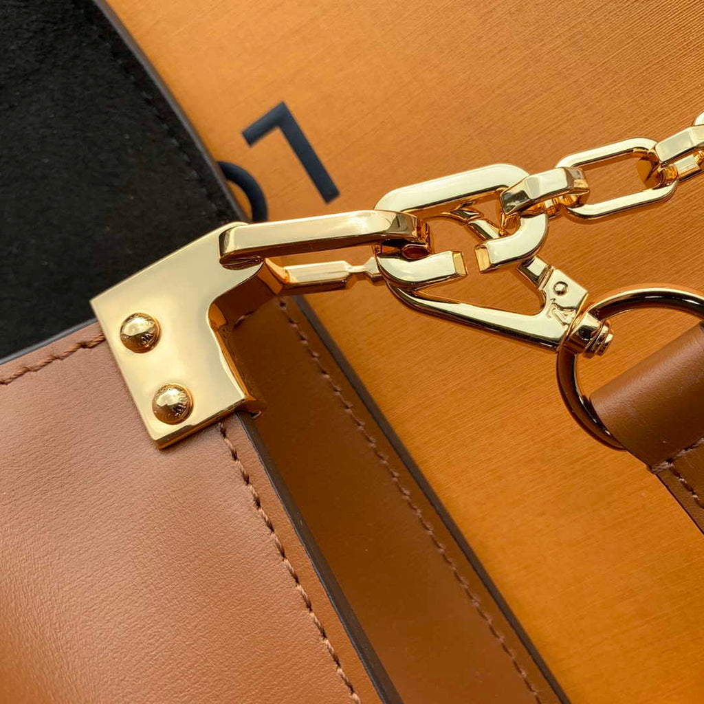 LV M45958 Louis Vuitton Dauphine MM Bag Monogram