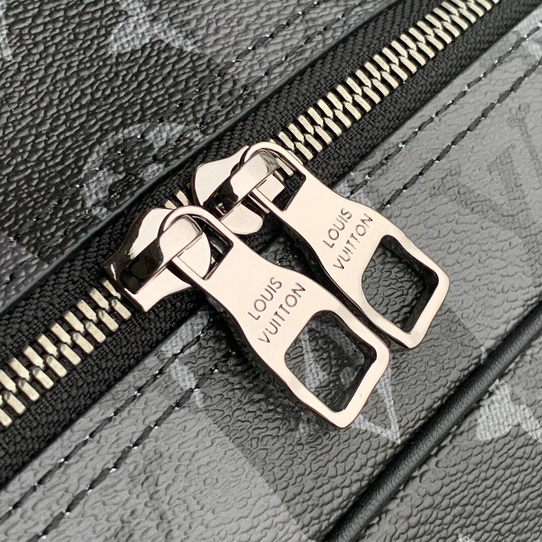 LV M45962 Louis Vuitton Utilitary Backpack - Default Title - View 7