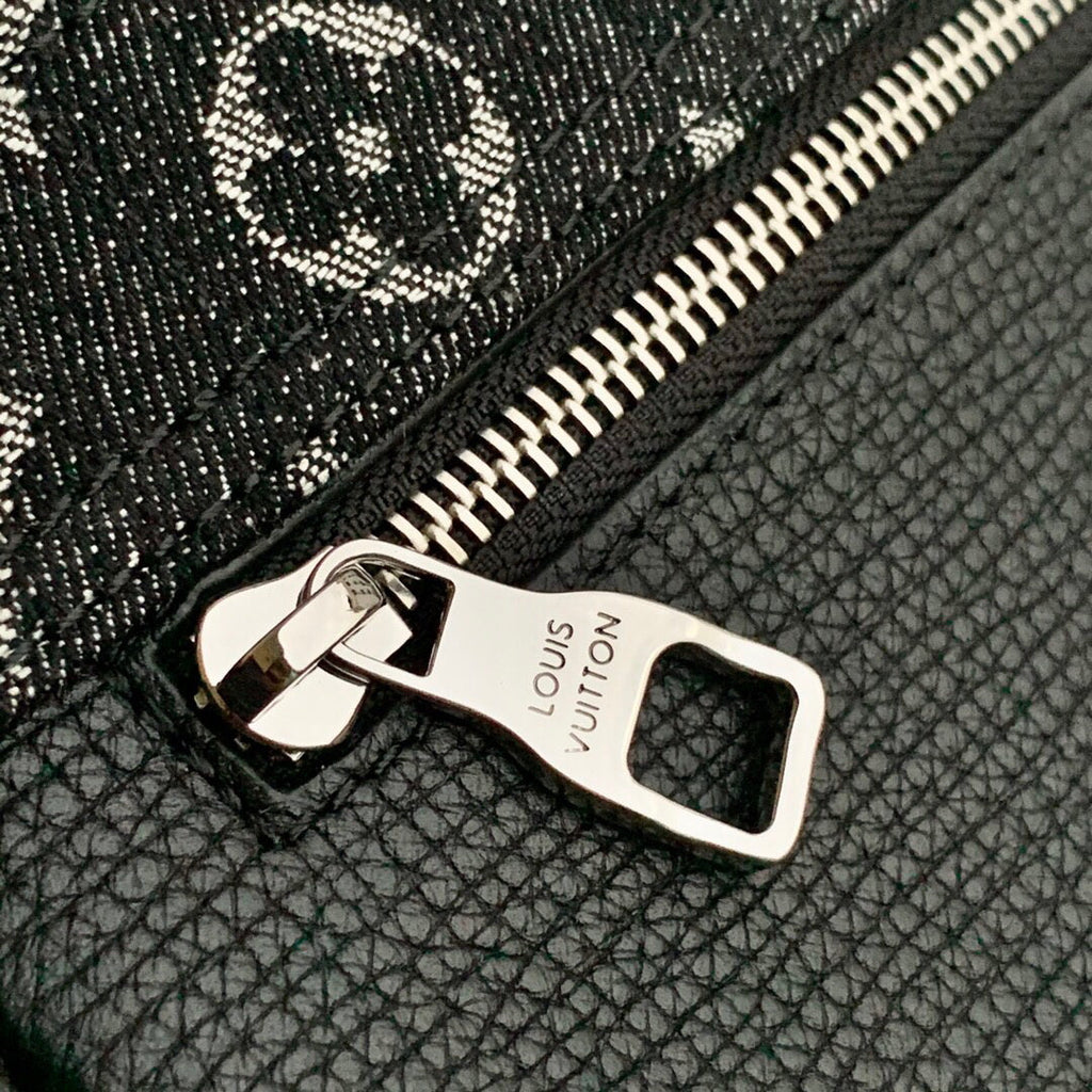 LV M45971 Louis Vuitton Besace Tokyo Bag