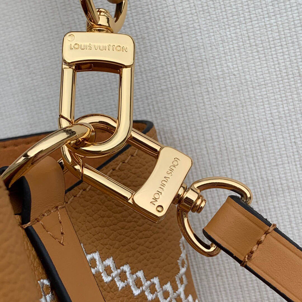 LV M46023 Louis Vuitton N¨¦ONO¨¦ BB Bucket Bag Brown