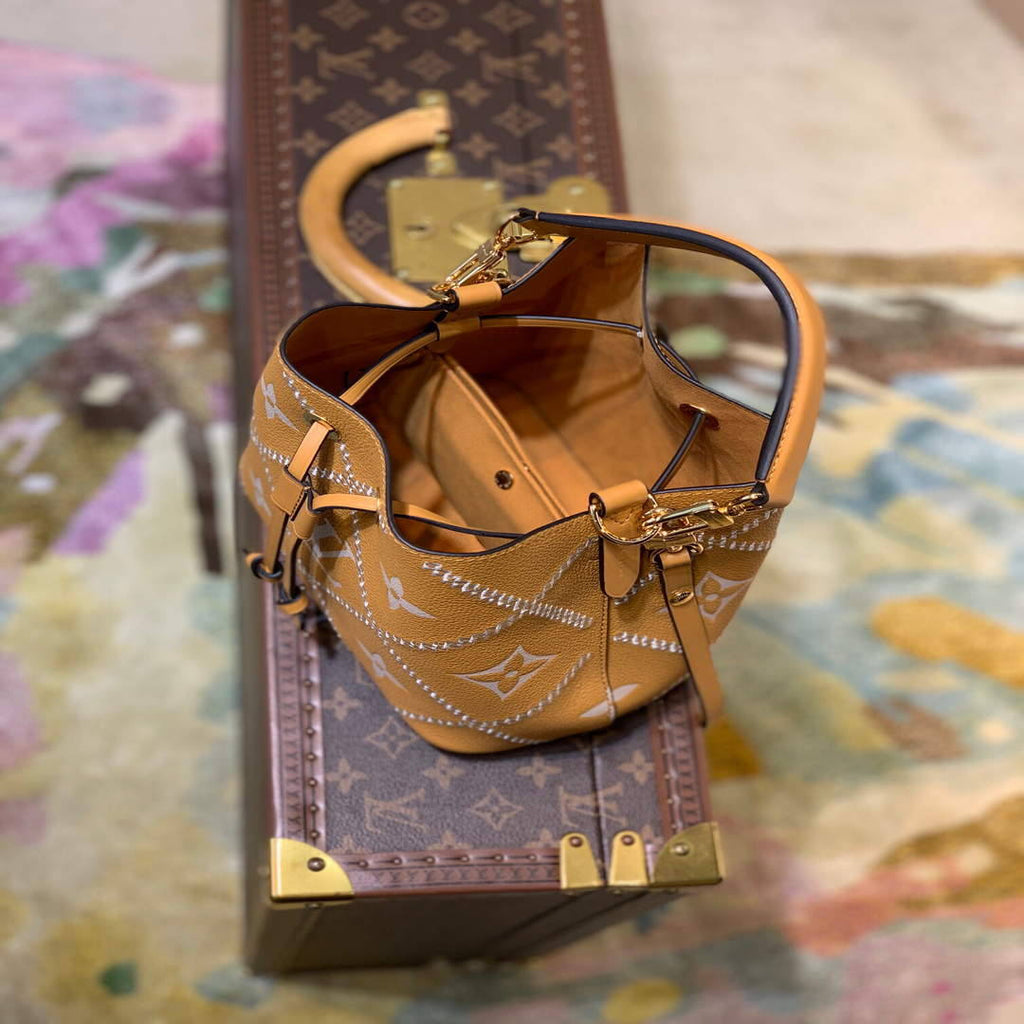 LV M46023 Louis Vuitton N¨¦ONO¨¦ BB Bucket Bag Brown