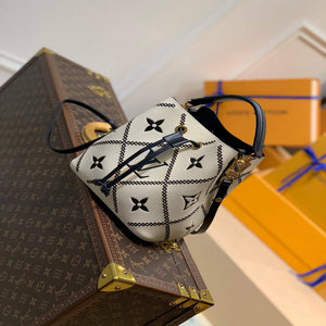 LV M46023 Louis Vuitton N¨¦ONO¨¦ BB Bucket Bag Beige - Default Title - View 1