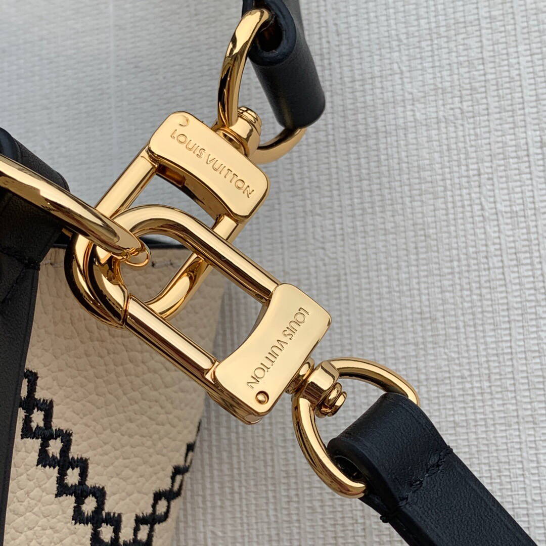 LV M46023 Louis Vuitton N¨¦ONO¨¦ BB Bucket Bag Beige - Default Title - View 5