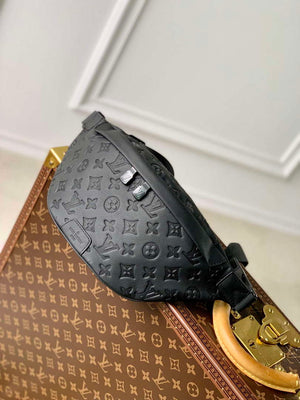 LV M46036 Louis Vuitton Discovery PM Bumbag Black - Default Title - View 1