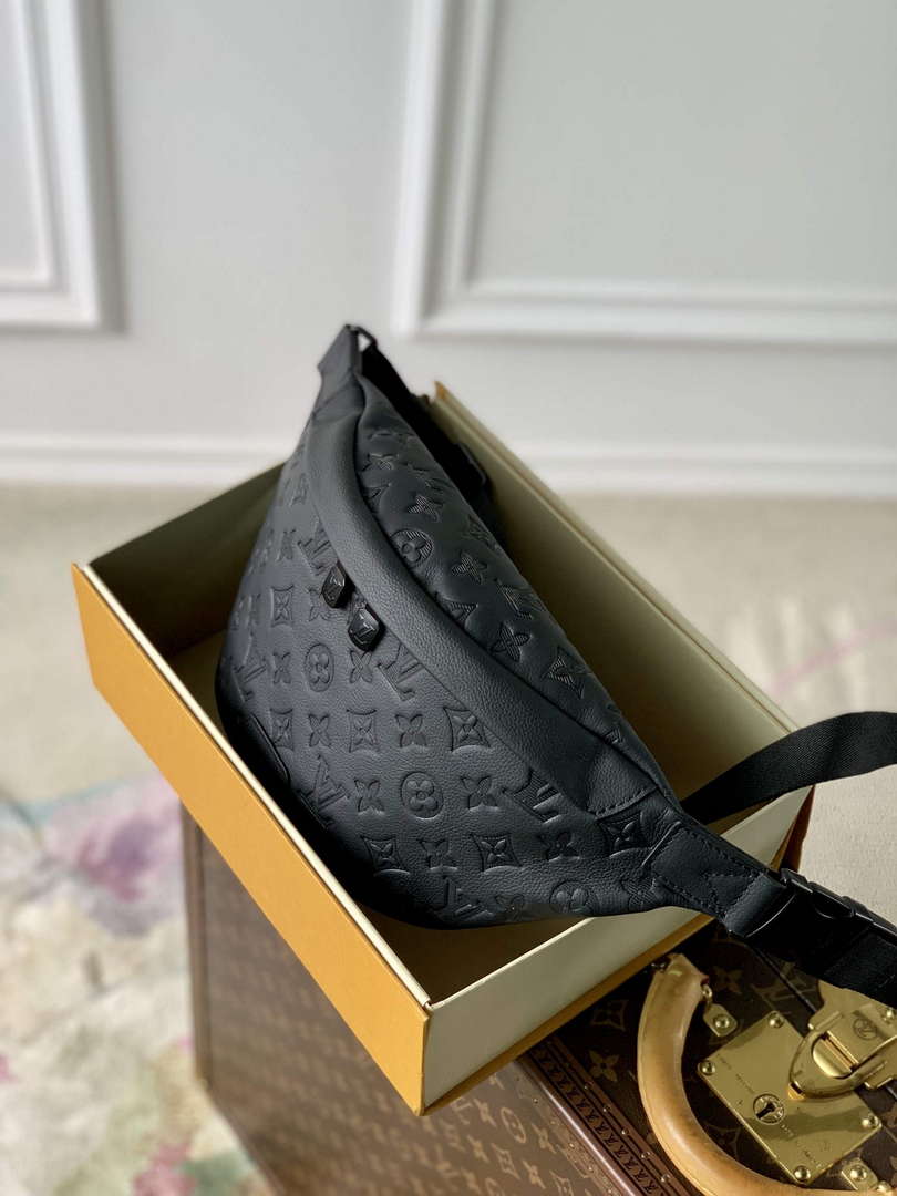 LV M46036 Louis Vuitton Discovery PM Bumbag Black - Default Title - View 3
