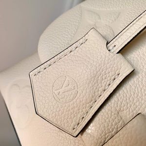 LV M46041 Louis Vuitton Madeleine MM Handbag Cr¨¨me Beige - Default Title - View 6