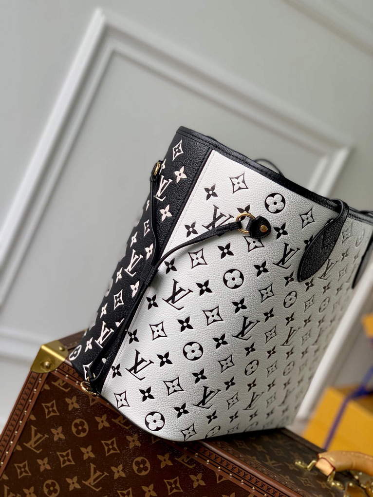 LV M46103 Louis Vuitton Neverfull MM Tote Bag M46102 - Default Title - View 3