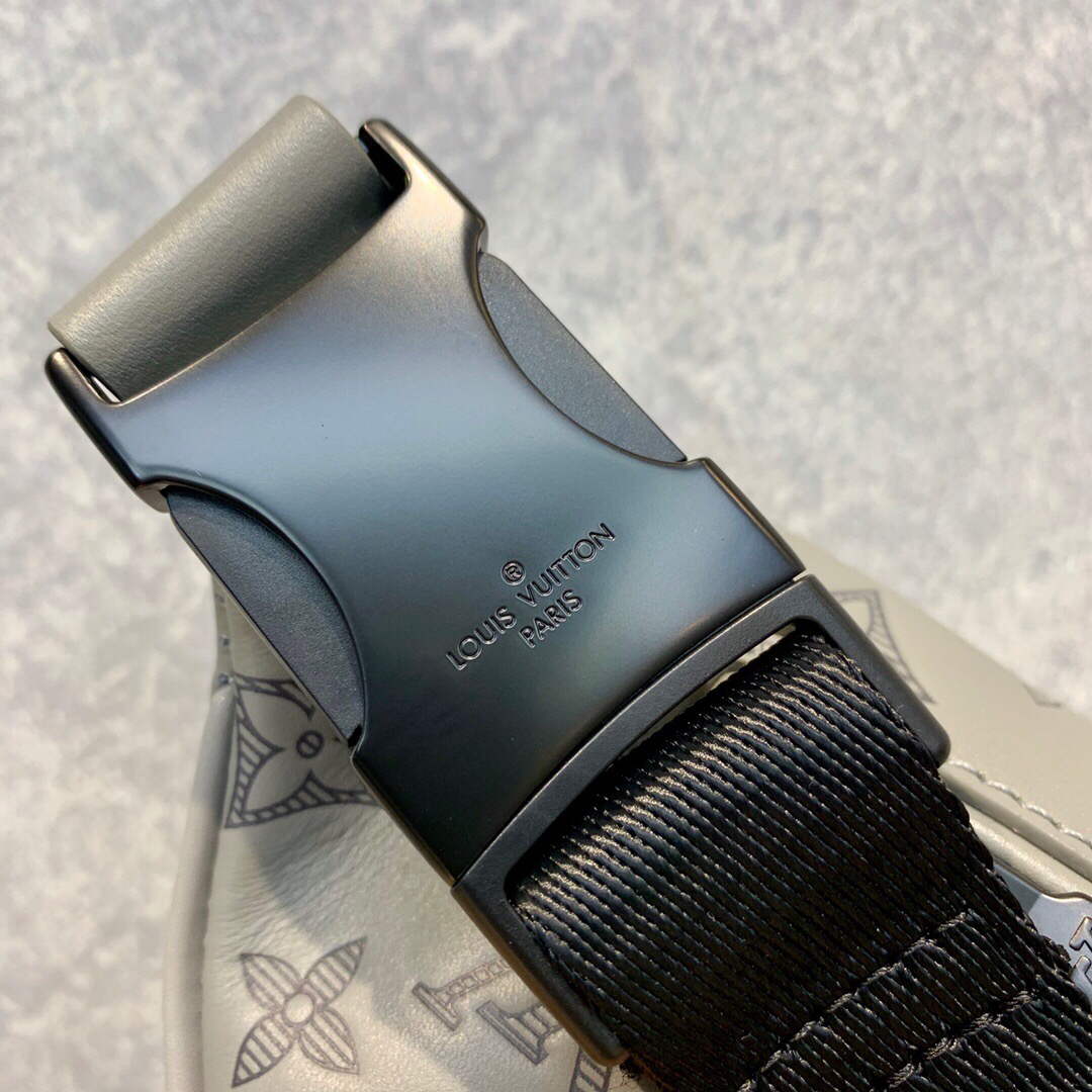LV M46108 Louis Vuitton Discovery Bumbag Anthracite gray - Default Title - View 6