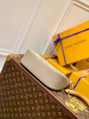 LV M46112 Louis Vuitton Bagatelle Mini Hobo Handbag - Default Title - View 3