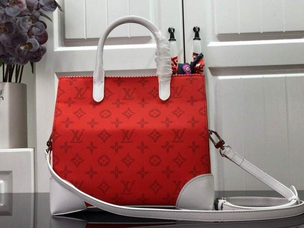 LV M46113 Louis Vuitton Carry It Bag 25cm Monogram Canvas Spring/Summer 2021 Collection Red