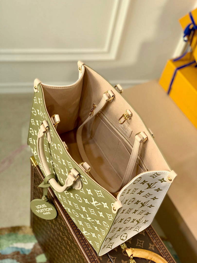 LV M46060 Louis Vuitton Onthego MM Bag M46128 - Default Title - View 7