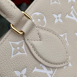 LV M46128 Louis Vuitton Onthego MM Tote Bag - Default Title - View 5