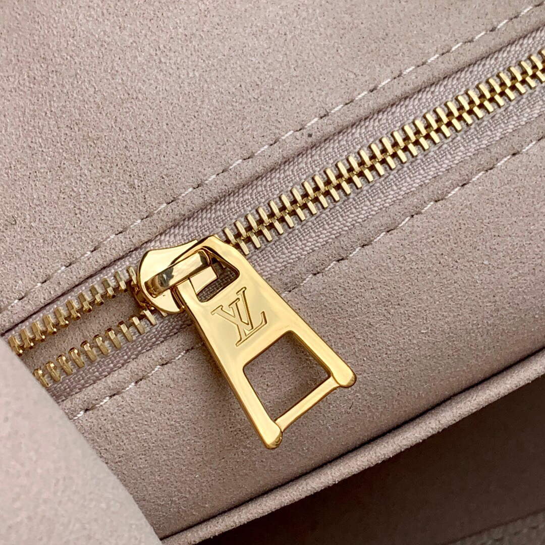LV M46128 Louis Vuitton Onthego MM Tote Bag - Default Title - View 7