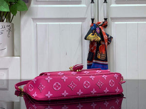 LV M46161 Louis Vuitton Maxi Multi Pochette Accessoires Fuchsia Pink - Default Title - View 4