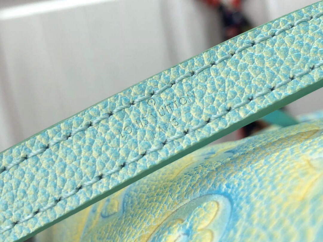 LV M46173 Louis Vuitton N¨¦ONO¨¦ BB Bucket Bag Vert d'eau Green