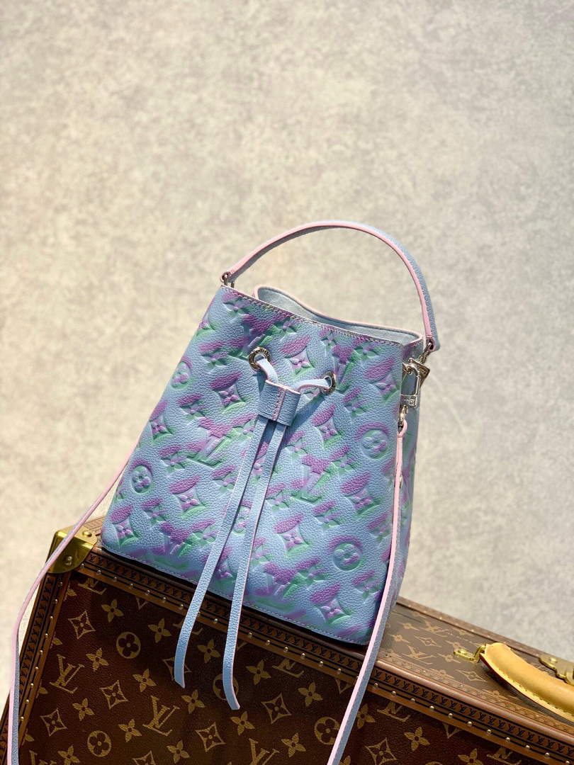 LV M46174 Louis Vuitton N¨¦ONO¨¦ BB Bucket Bag Blue