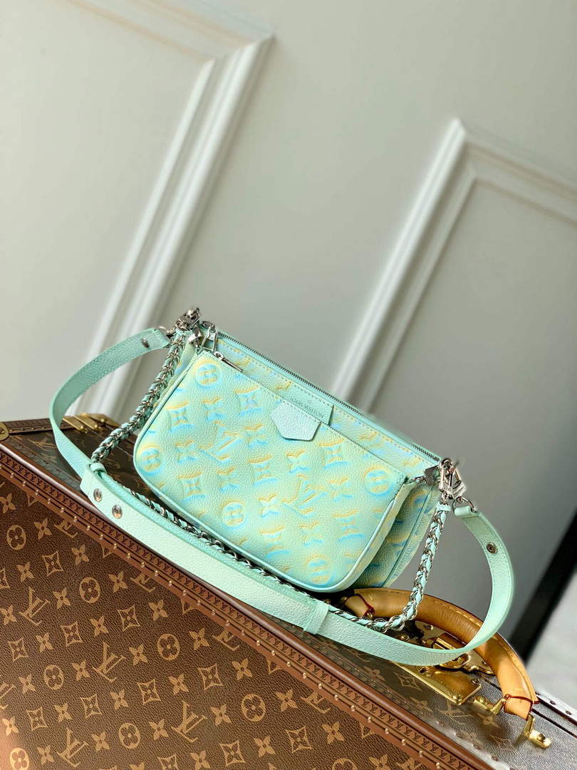 LV M46180 Louis Vuitton Multi Pochette Accessoires Vert d'eau Green - Default Title - View 1