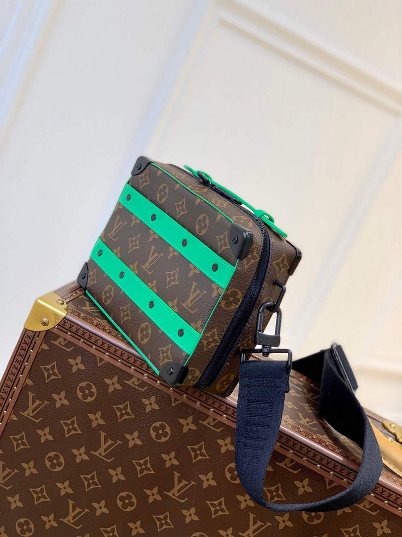 LV M46264 Louis Vuitton Handle Soft Trunk Bag Green - Default Title - View 3
