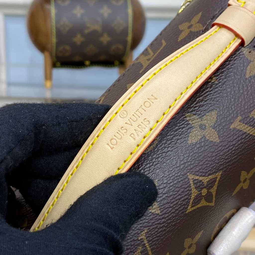 LV M46279 Louis Vuitton Pochette M¨¦tis East West Bag Presbyopia