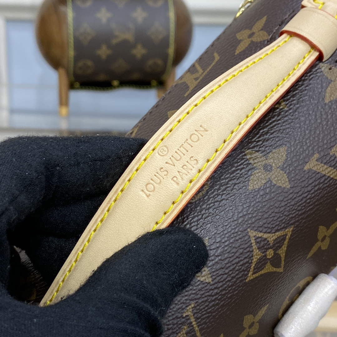 LV M46279 Louis Vuitton Pochette M¨¦tis East West Bag Presbyopia
