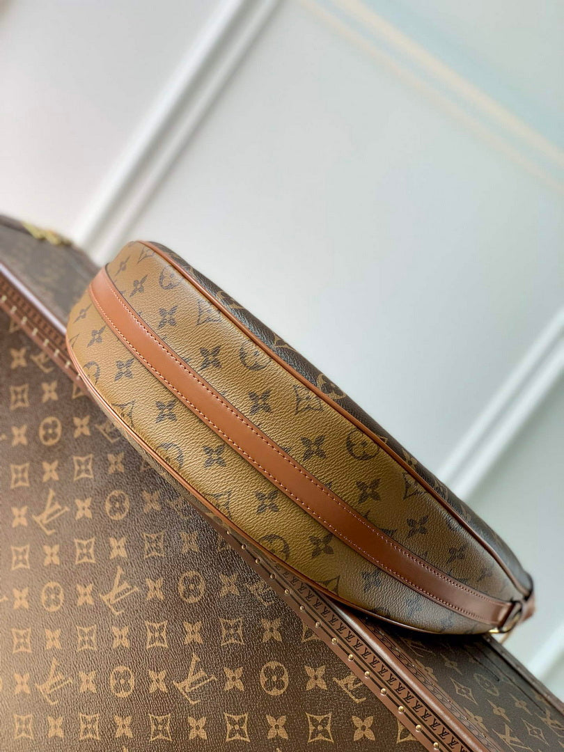LV M46311 Louis Vuitton Loop Hobo Bag Monogram - Default Title - View 4