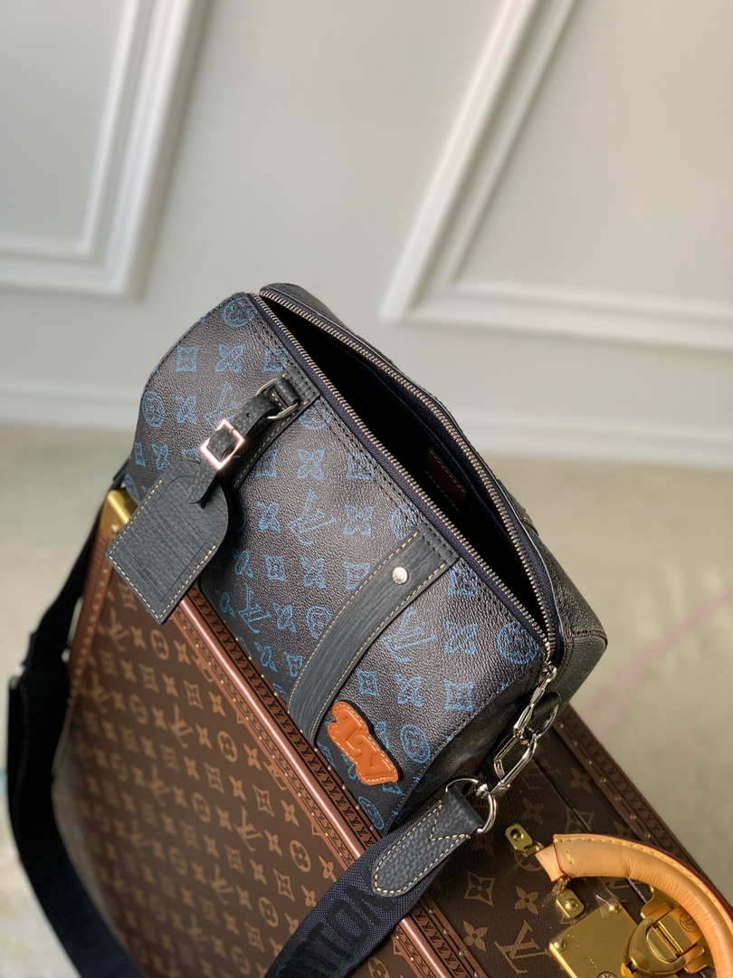 LV M46339 Louis Vuitton City Keepall Bag Blue - Default Title - View 8