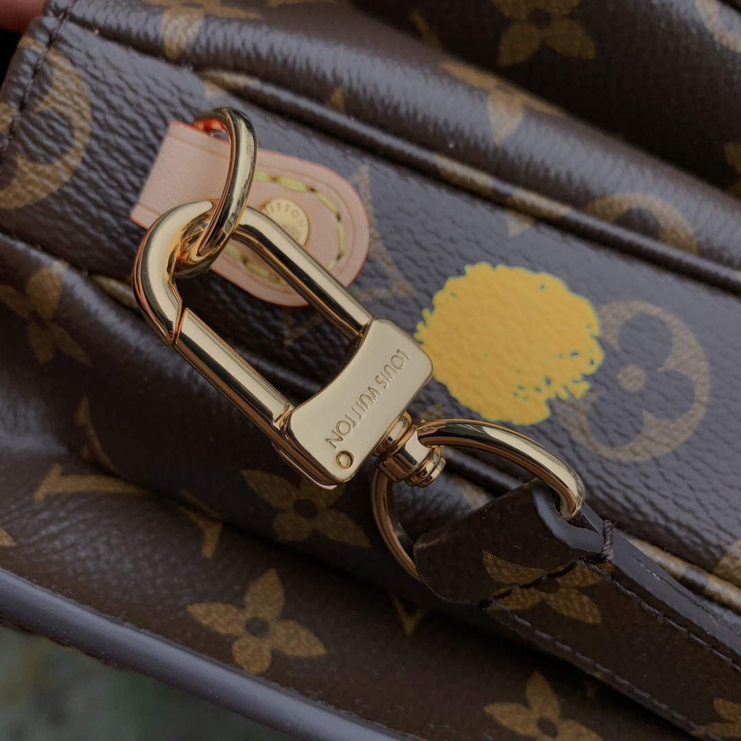 LV M46384 Louis Vuitton LV X YK POCHETTE M¨¦TIS Monogram