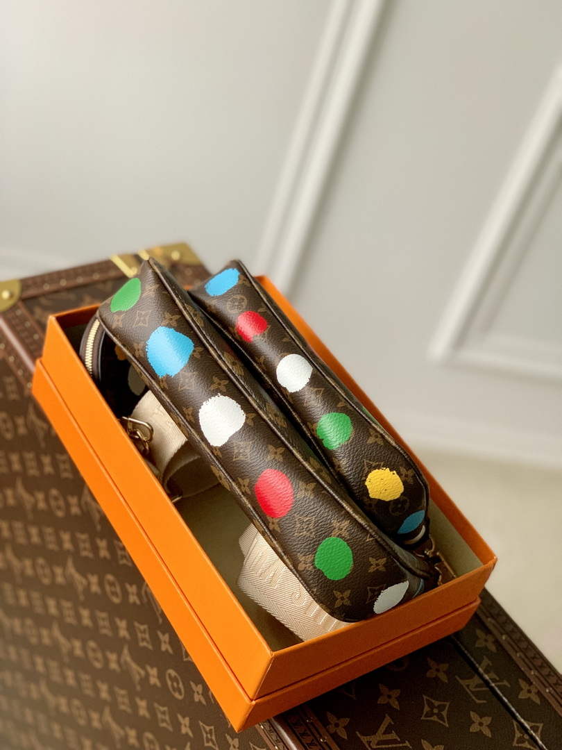 LV M46385 Louis Vuitton LV X YK Multi Pochette Accessoires Monogram - Default Title - View 4