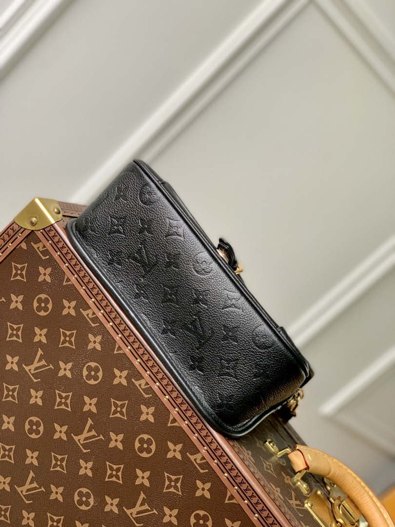 LV M46386 Louis Vuitton Diane Monogram Empreinte Leather Black